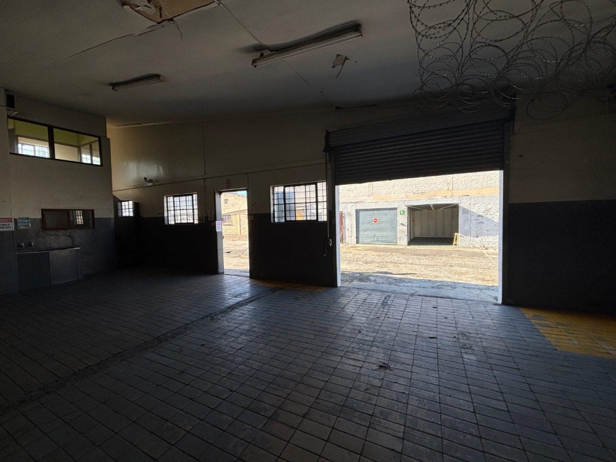 To Let commercial Property for Rent in Paarden Eiland Western Cape